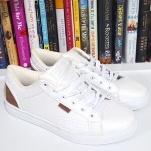 LEVI'S BROWN WHITE LACE UP LOW TOP SNEAKERS SIZE 8 NWT
